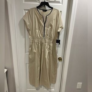 NWT Simply Vera Vera Wang Beige Midi Dress w Black Accents $70
